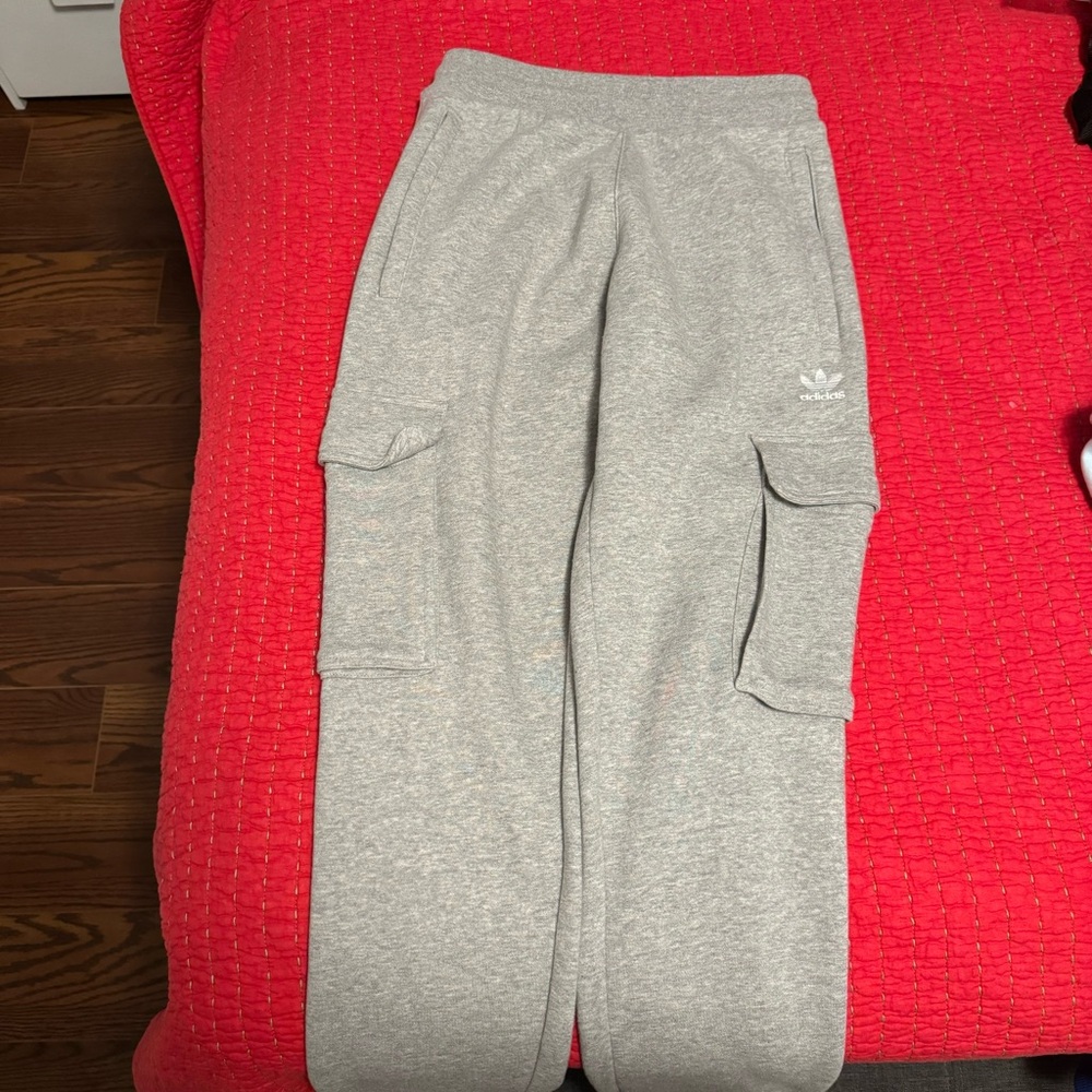 adidas Original’s Trefoil Essentials Cargo Pants